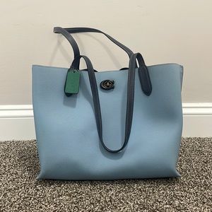 Coach Willow Tote in Color block with Signature Canvas Interior